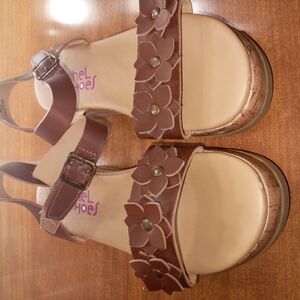 Brown Floral Sandals with Buckle